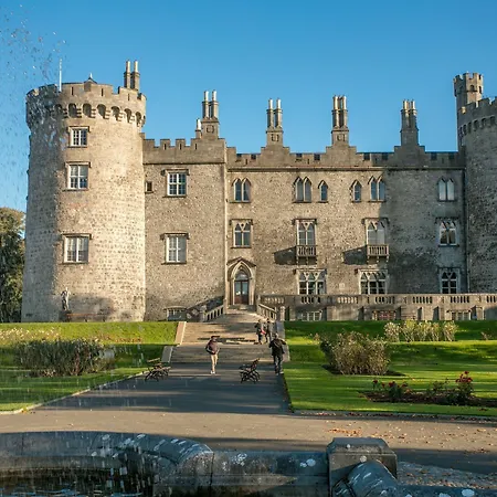 The 'Rafter'S Gastropub Πανσιόν Κίλκενι